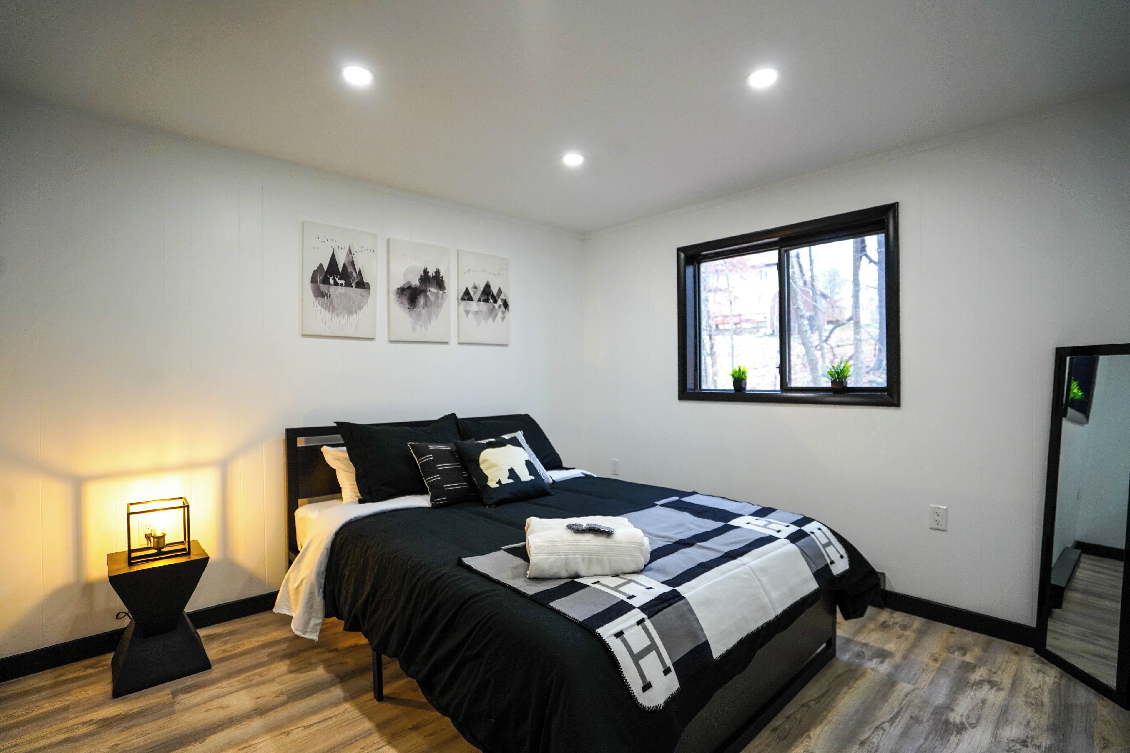 4 chambres, fer et planche à repasser, Wi-Fi, draps fournis