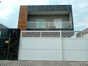 Exterior - Very beachy (Praia Grande)