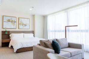 1 bedroom, iron/ironing board, WiFi, bed sheets - Executive Studio with Pacific Views in Panama City (Panamá)