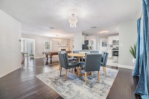 Pool/Heated SPA Tropical Oasis minutes to BEACH!