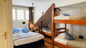 ファミリー ルーム | WiFi (無料)