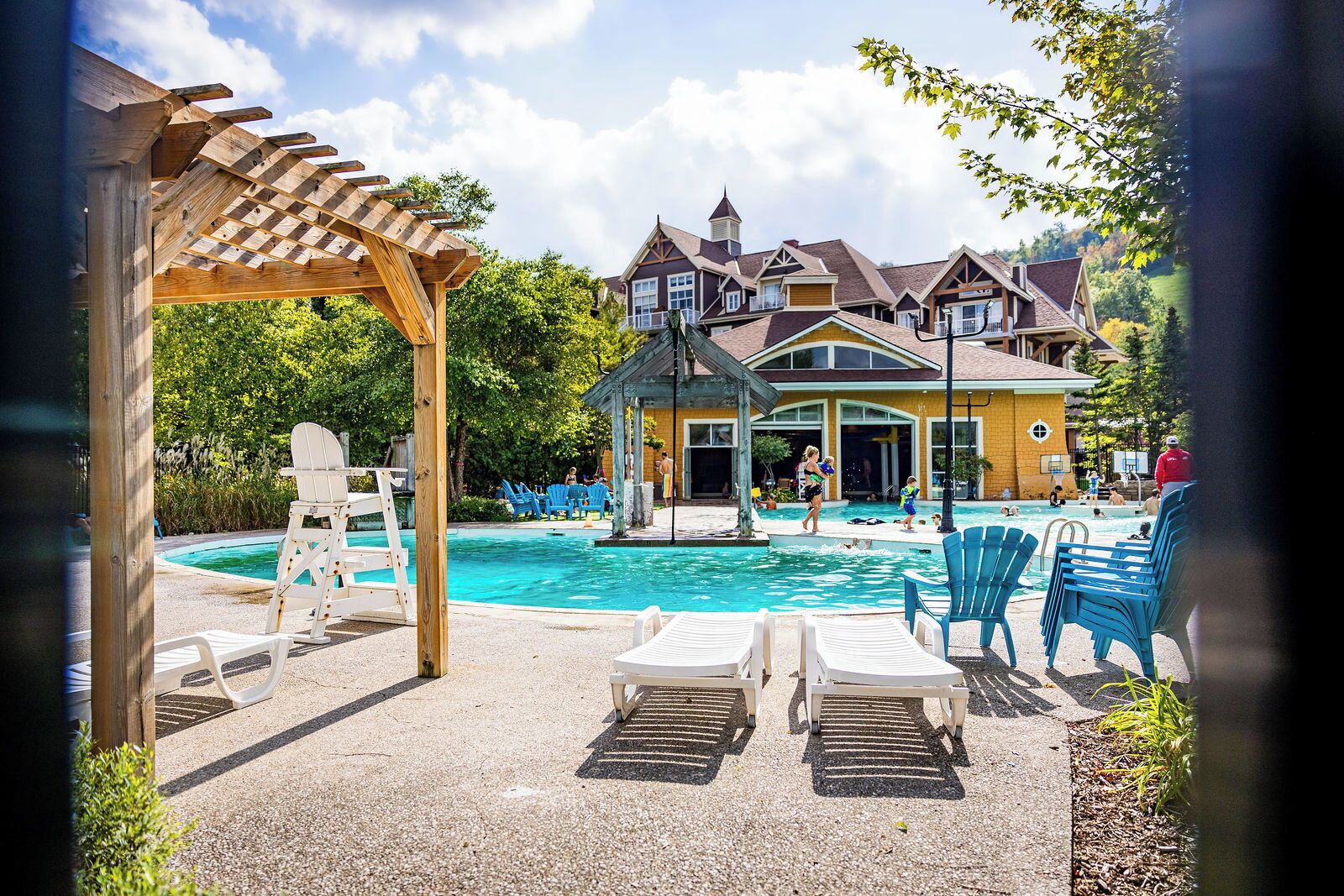 Outdoor pool, a heated pool