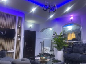 Luksushuoneisto, 2 makuuhuonetta | Oleskelualue