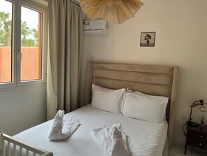 3 bedrooms, iron/ironing board, free WiFi, bed sheets - Charming villa in Marrakesh with a heated pool and a garden (Marrakesh)