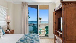Iron/ironing board, free WiFi, bed sheets - SALE Spectacular Gulf Front Property with 2 Kings Suites located at Waterscape! (Fort Walton Beach)
