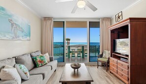 Smart TV, DVD player, books, stereo - SALE Spectacular Gulf Front Property with 2 Kings Suites located at Waterscape! (Fort Walton Beach)