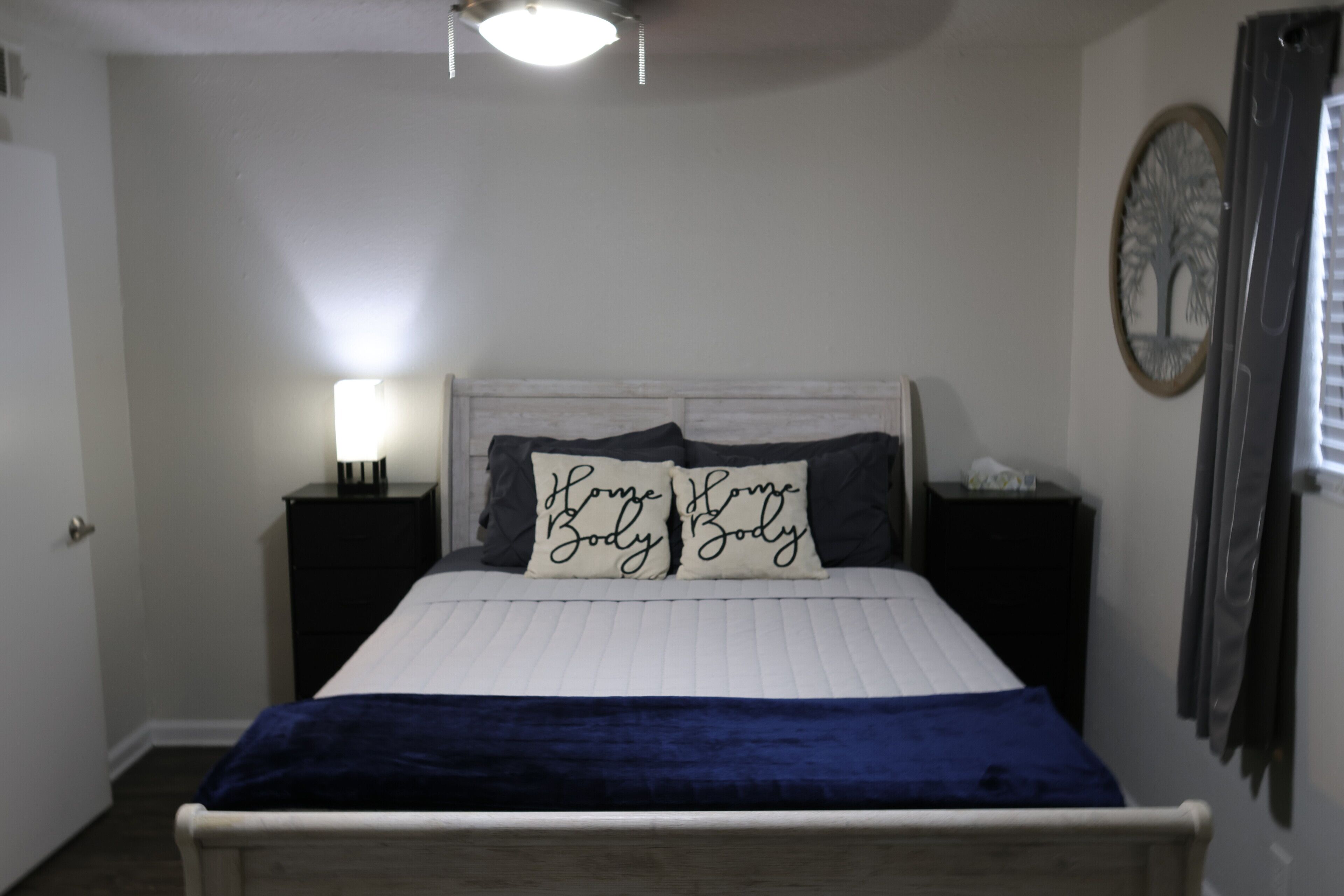 Strykejern/-brett, wi-fi og sengetøy