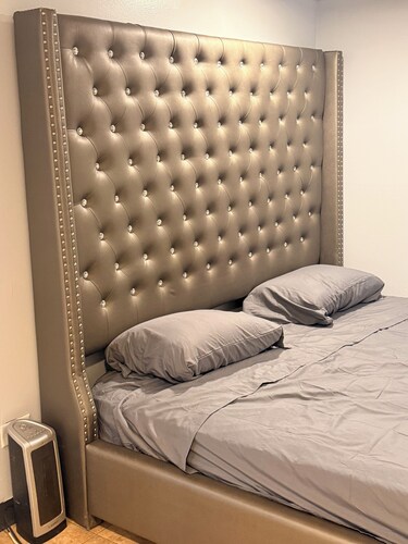 Perfect 2-bedroom apartment with AC & heating free WIFI 10 min. from DT Chicago