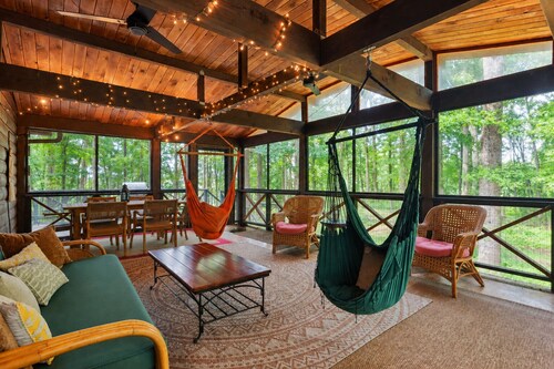 Madison County Mountain Retreat Hot Tub& Fireplace
