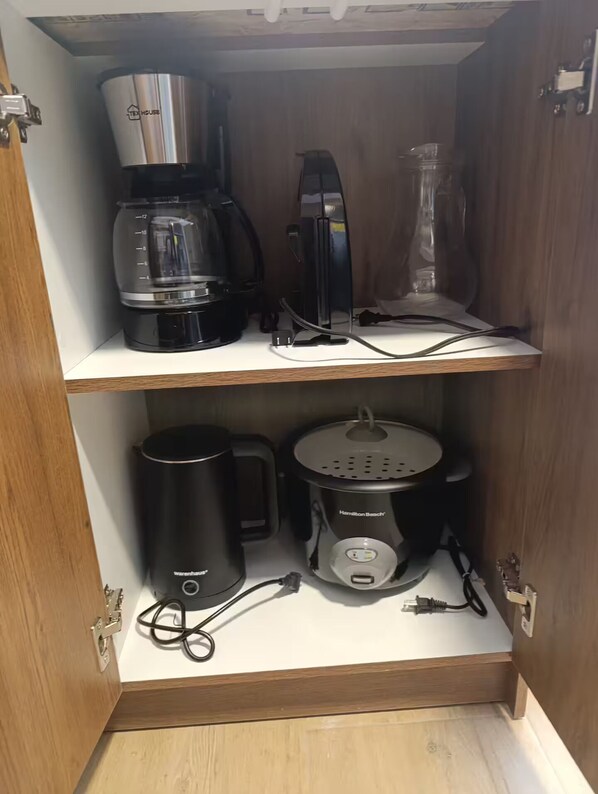 Kaffe og/eller kaffemaskine