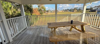 Downtown Douglas Delightful 4-bedroom house with patio