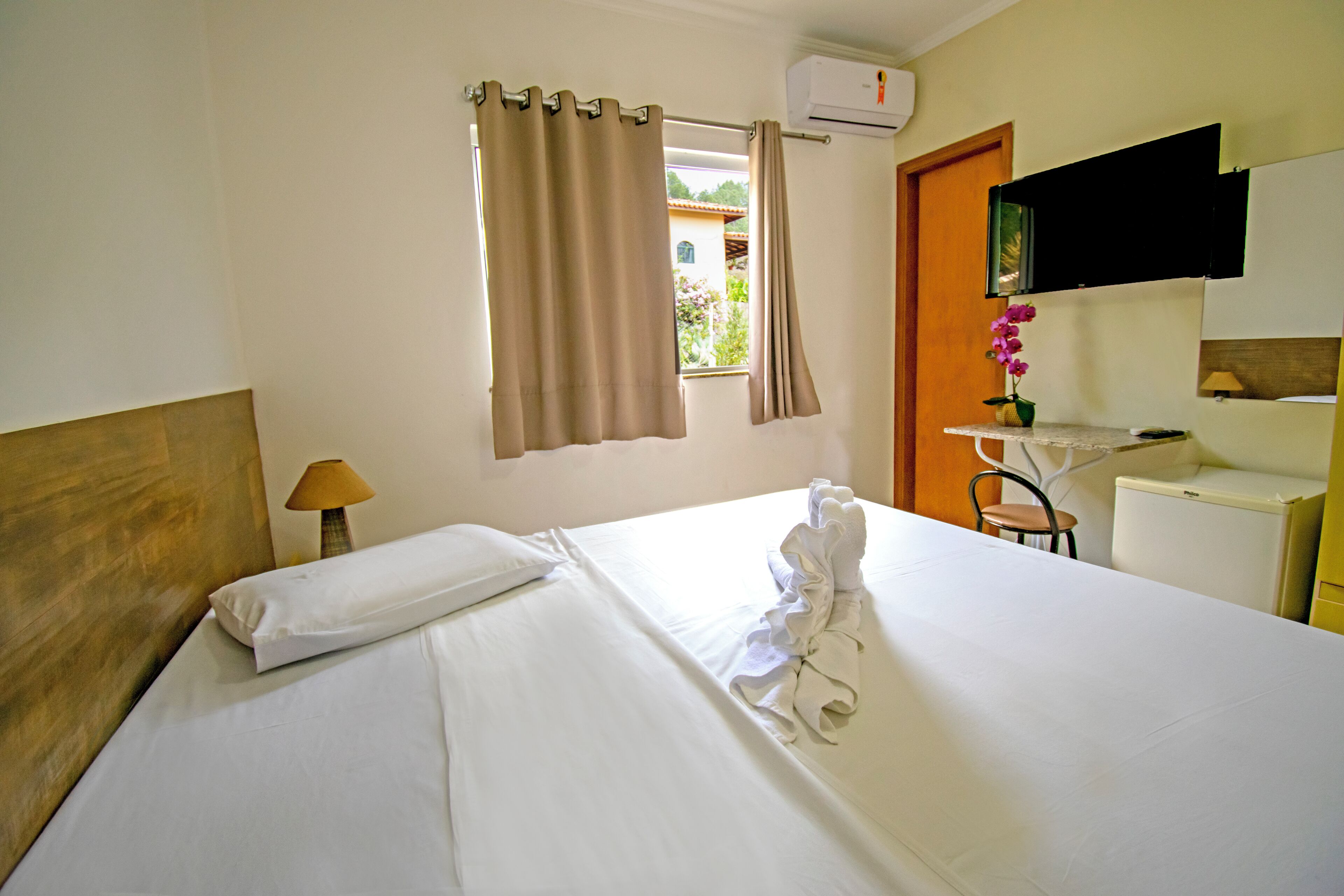 Superior Triple Room | Desk, free WiFi
