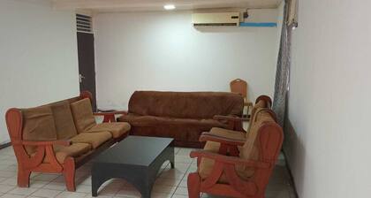 Lovely 3-bedroom apartment with AC in peaceful Paramaribo