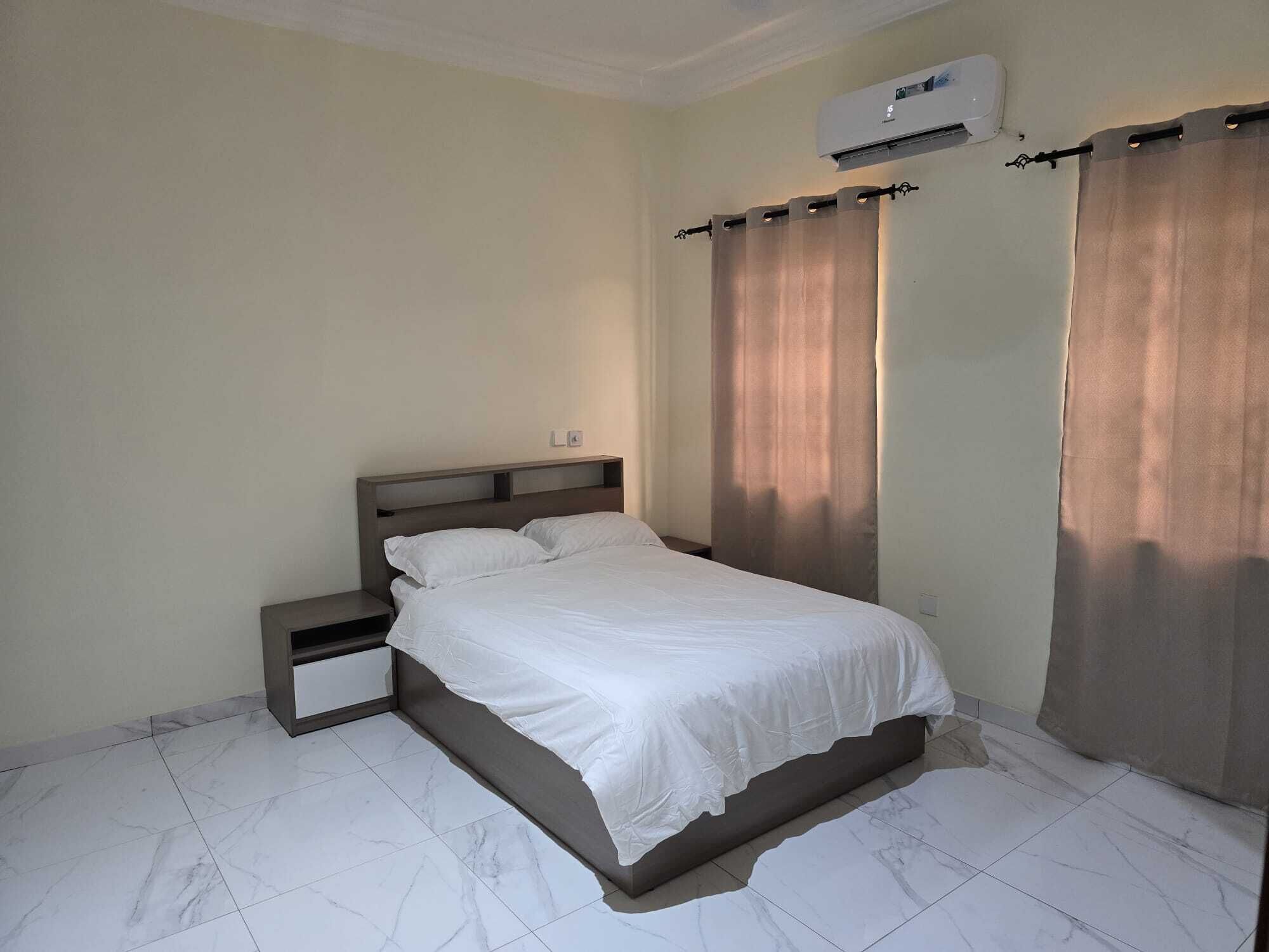 3 bedrooms, iron/ironing board, free WiFi, bed sheets