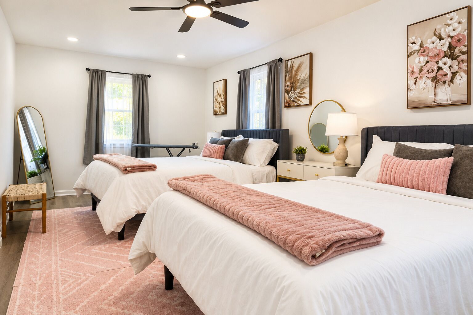 3 habitaciones, tabla de planchar con plancha, wifi y ropa de cama 