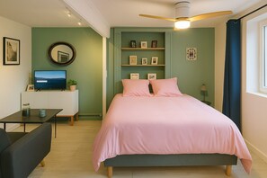 خدمة الإنترنت وملاءات أسرّة