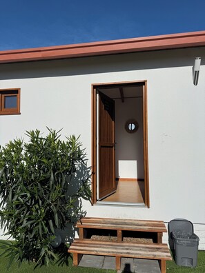 Front of property - Garden view  (Portimão)