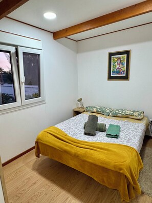 Iron/ironing board, free WiFi - Garden view (Portimão)