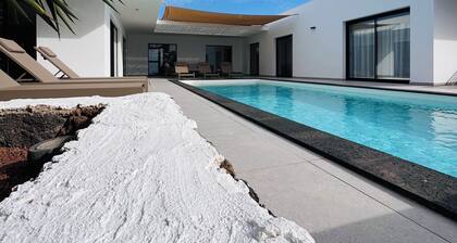 Casa Kanela • Luxury Volcano Villa & Heated Pool