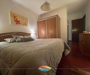 Room - Quiaios Beach House (Praia de Quiaios)