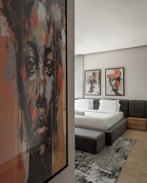 Iron/ironing board, WiFi, bed sheets, wheelchair access