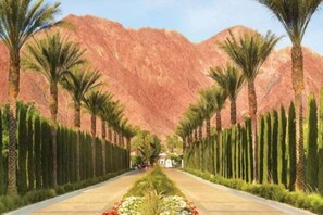 Property grounds - Walk to La Quinta Resort!  4 ensuite bath!  Highly upgraded! (La Quinta)
