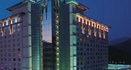 Romantic getaway at Maggie Valley County Club & Resort