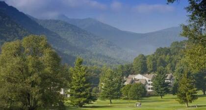 Romantic getaway at Maggie Valley County Club & Resort