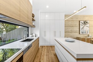 Fridge, microwave, oven, stovetop - Grandview Luxe Barwon Heads; sleeping 6, Central, Brand New, Beaches, Golf, Central (Barwon Heads)