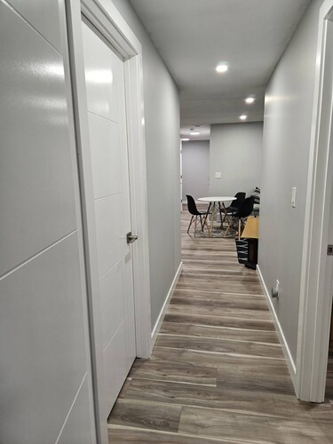 Home Near Regina Airport