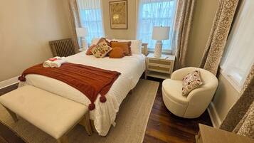 5 bedrooms, free WiFi, bed sheets