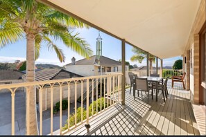 Outdoor dining - Amy's Place: Perfect for Families, Friends & Sun-Soaked Memories! (Dalmeny)