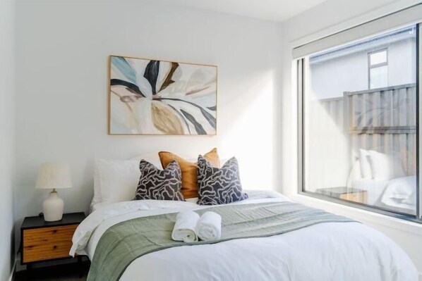 Room - Stylish 4BR Townhouse with Private Courtyard (Box Hill North)