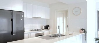 Stylish Berwick Home with WiFi, Smart TV, Garage