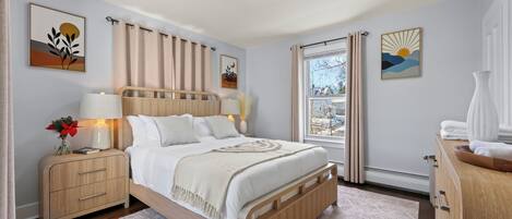 Bügeleisen/Bügelbrett, Internetzugang, Bettwäsche