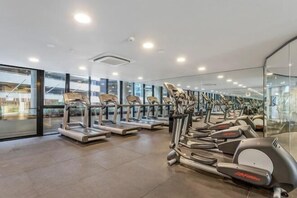 Fitness facility - Luxe 2BR Retreat POOL, GYM & PARKING South Yarra (South Yarra)