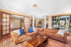 Interior - Spacious 5-bedroom house with pool and park access  in serene Ocean Reef with AC (Ocean Reef)