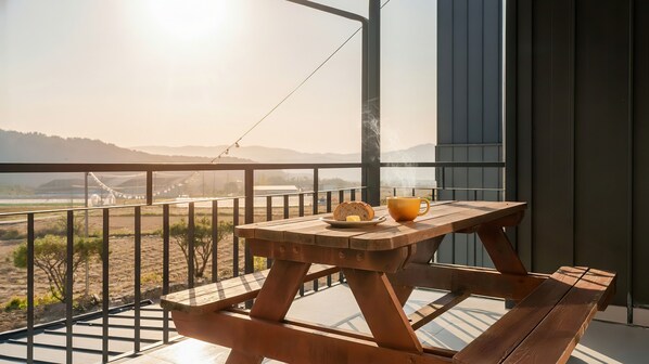 Basic Room, 1 Bedroom (Byeolbit 1) | 1 bedroom, free WiFi