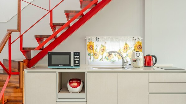 Basic Room, 1 Bedroom (Byeolbit 2) | 1 bedroom, free WiFi