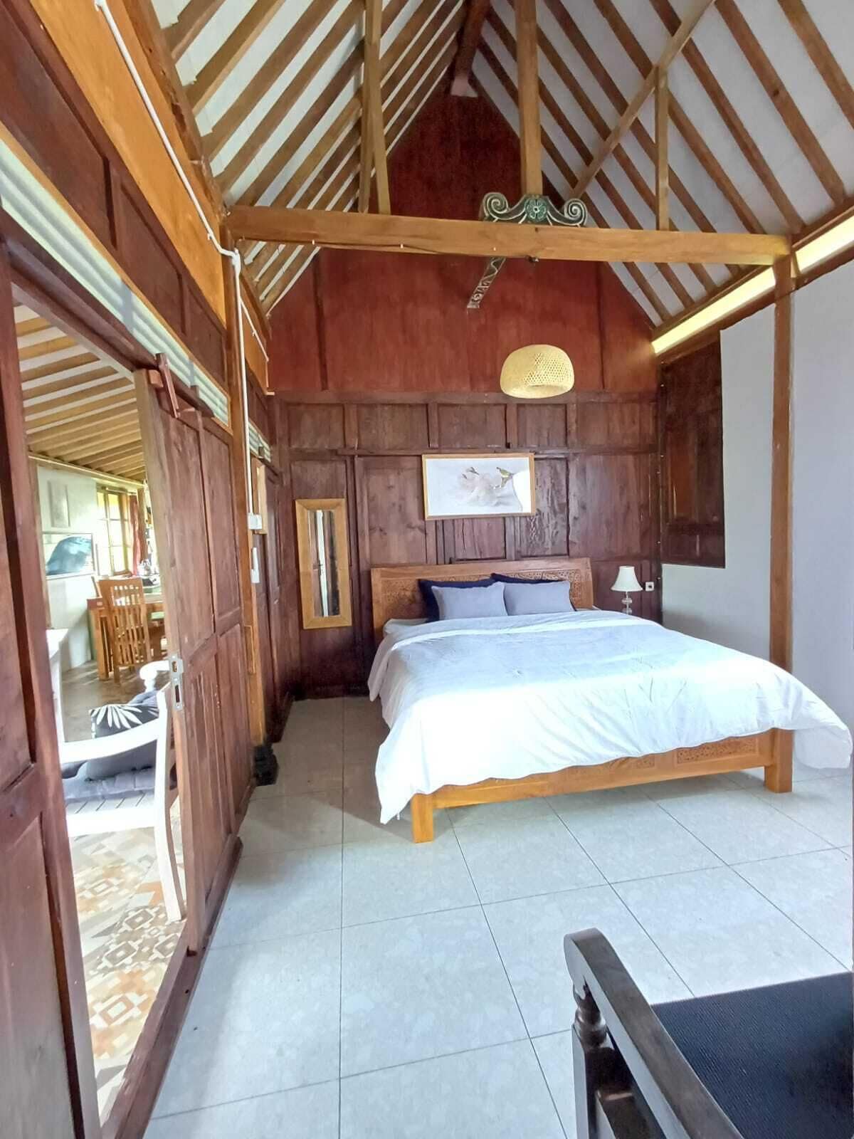 Comfort-talo, patio, näköala puutarhaan | Pillowtop-patjalliset sängyt, ilmainen Wi-Fi, vuodevaatteet