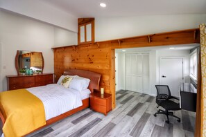 3 chambres, fer et planche à repasser, Wi-Fi, draps fournis