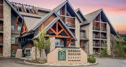 *NEW* Grande Rockies Resort Suite with Pool & Hot Tub