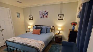 2 soverom, strykejern/-brett, wi-fi (inkludert) og sengetøy