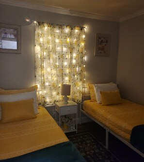 2 Schlafzimmer, Bügeleisen/Bügelbrett, kostenloses WLAN, Bettwäsche