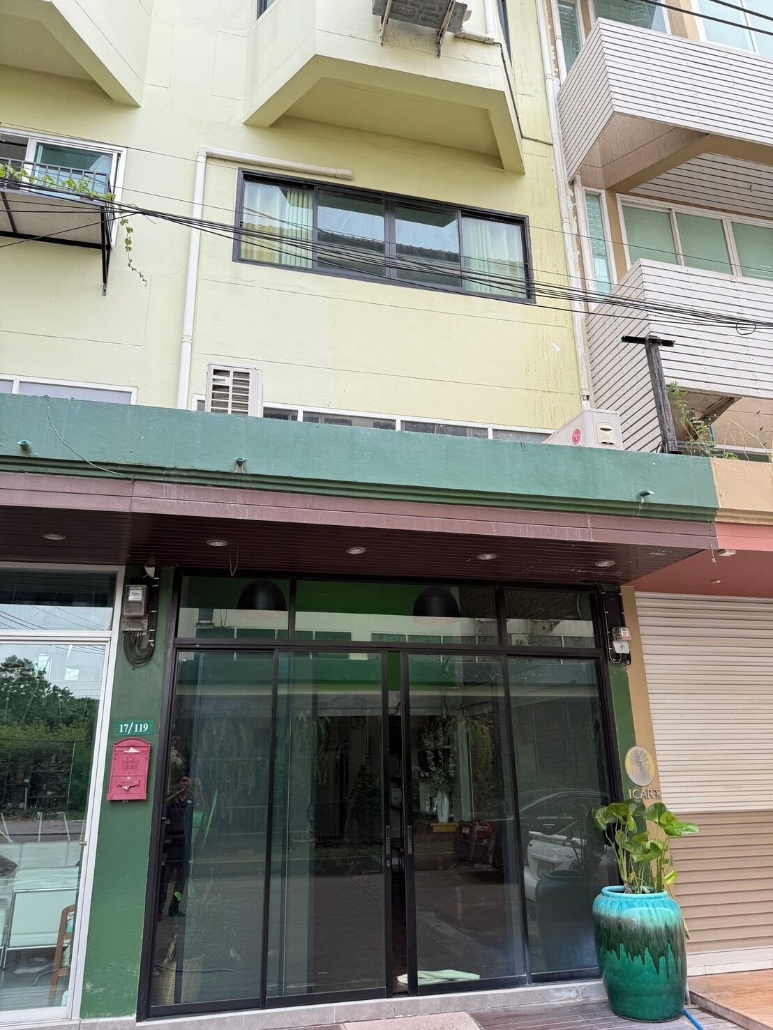 Fachada de la propiedad