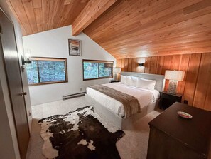 3 slaapkamers, een strijkplank/strijkijzer, gratis wifi, beddengoed