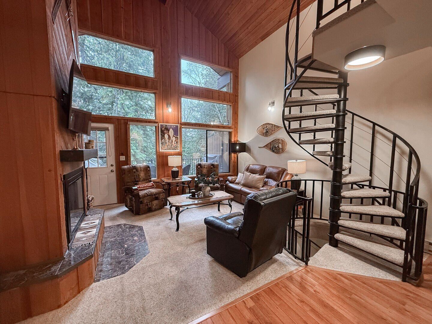 Smart TV, fireplace, table football