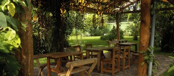 Colonial-Styled Hotel Villa in Ataco at 1,200 AMSL - 12 Rooms & Cabins available
