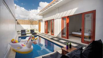 Villa estándar, vista a la alberca | Vista desde la habitación