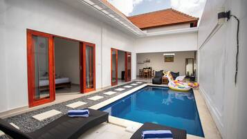 Alberca al aire libre